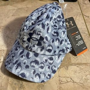 NWT Under Armour Blue Cheetah Print Girls All Season Gear Hat